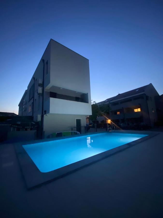 Apartment Laura โปดสตรานา ภายนอก รูปภาพ
